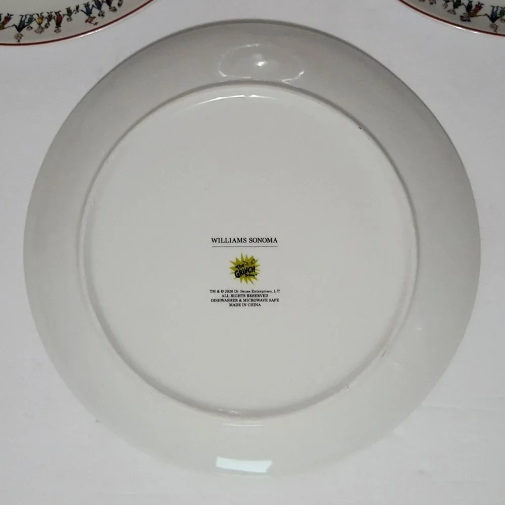 NEW Williams Sonoma Set of 4 Grinch Plates 9